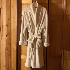 Simply Vera Vera Wang Plus Robe